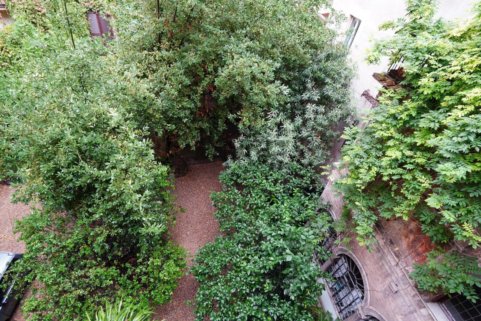 Rome Center, Luxury & History In Via Monserrato Exterior foto